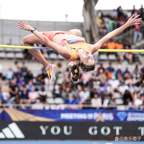KAI YUN SPORT：跳马女孩：不断翻越人生的高山